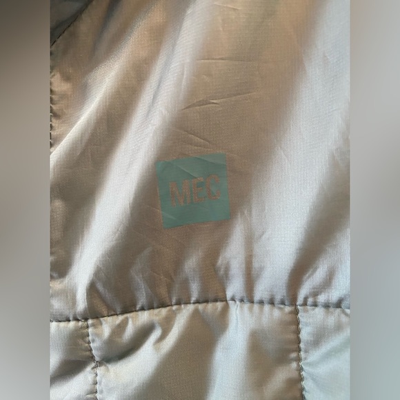 MEC Insulated Jacket - Picture 3 of 5